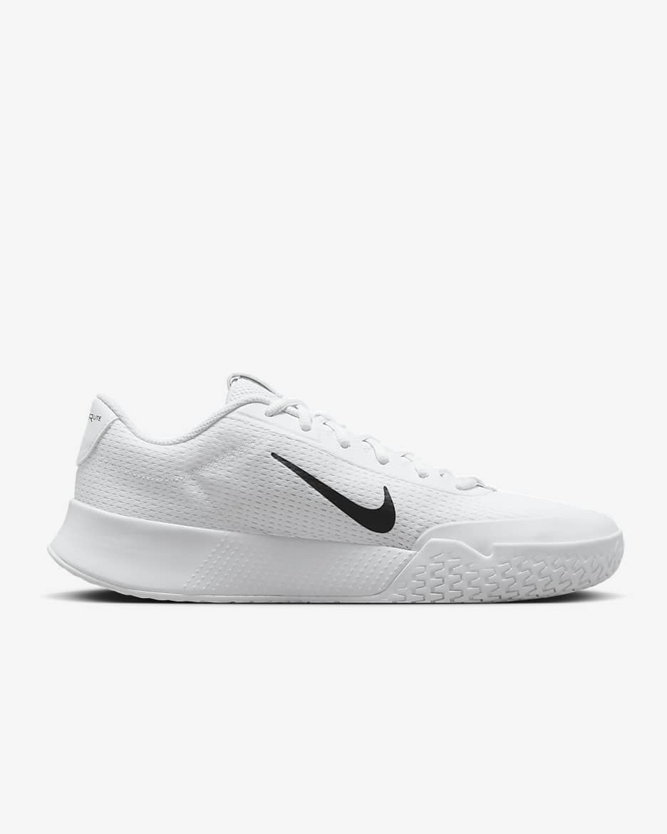 Nike tennis shoes all white online